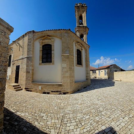Maya Paphos Esterno foto