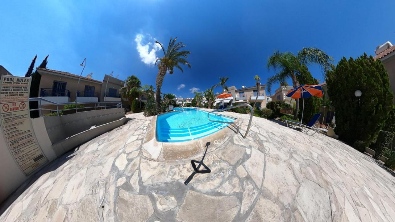 Maya Paphos Esterno foto